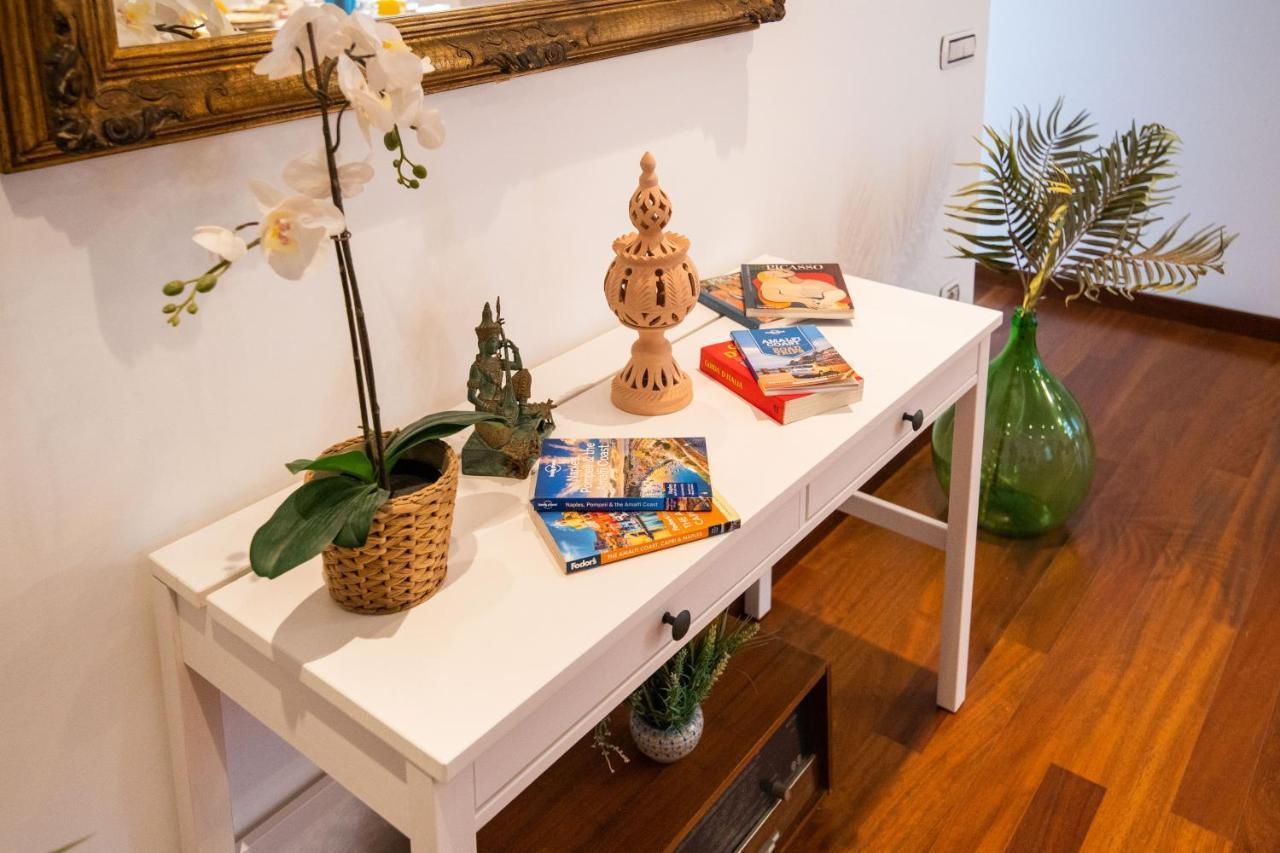 Familiaris Pompei Holiday Home Luaran gambar